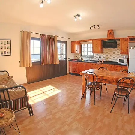 Casa La Tabona Holiday home Frontera