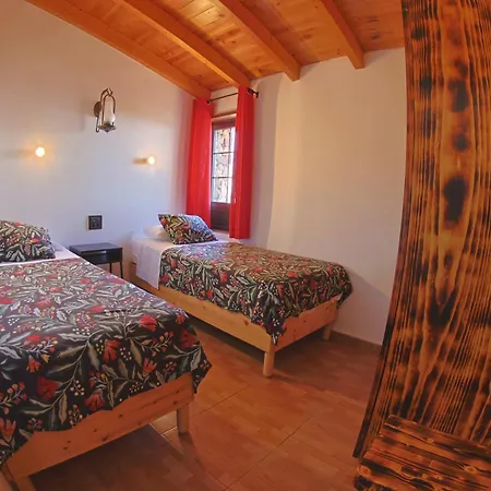 بيت للعطل Casa La Tabona *